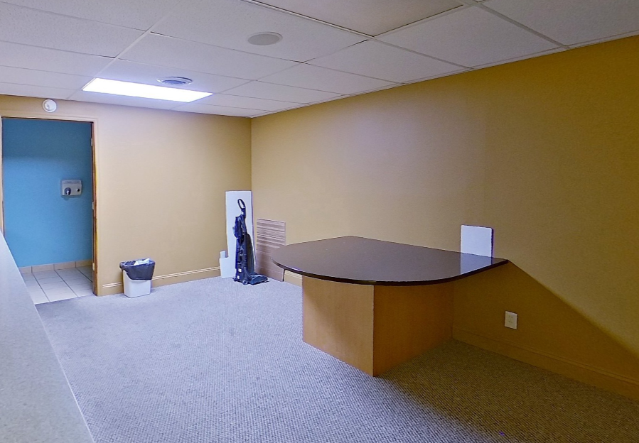 Break room and flexible workspace in Suite 110